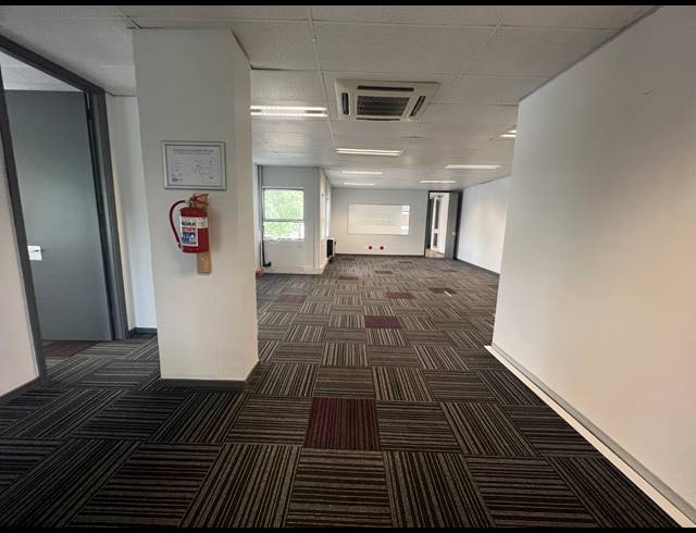 270M² OFFICE TO LET IN ILLOVO